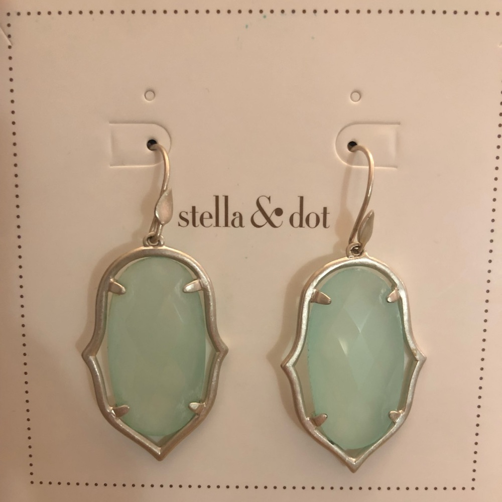 Stella & Dot Amala Chandelier Earrings - Silver